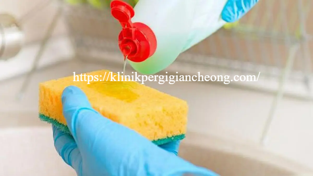 Spons Dapur yang Tampak Bersih Bisa Menjadi Ancaman