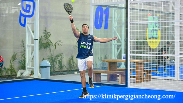 Tren Padel Menjangkit Dunia Medis: Ketika Dokter Ortopedi