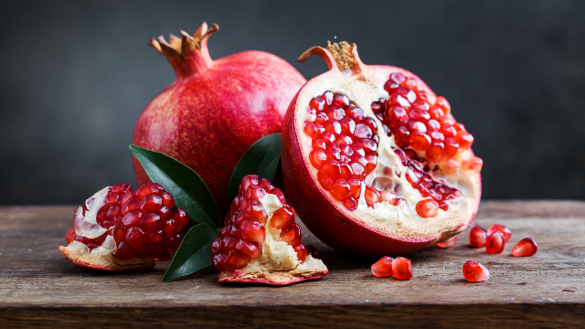 8 Manfaat Buah Delima untuk Kesehatan